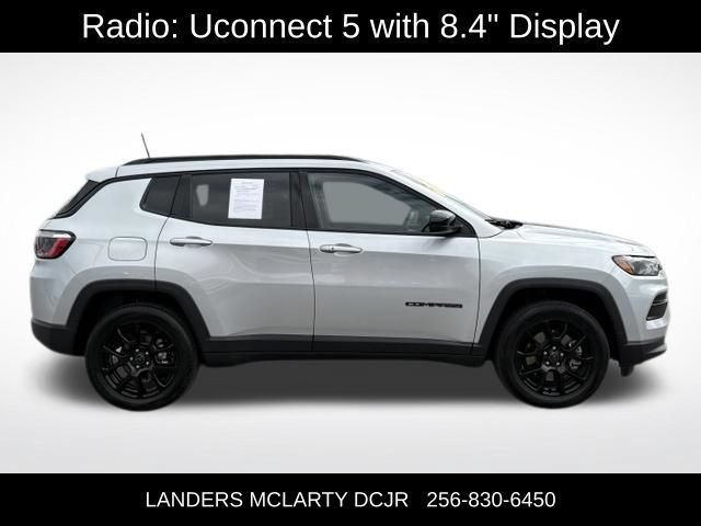 Used 2026 Jeep Compass Latitude w/ Quick Order Package 29K AWD/4WD image 10