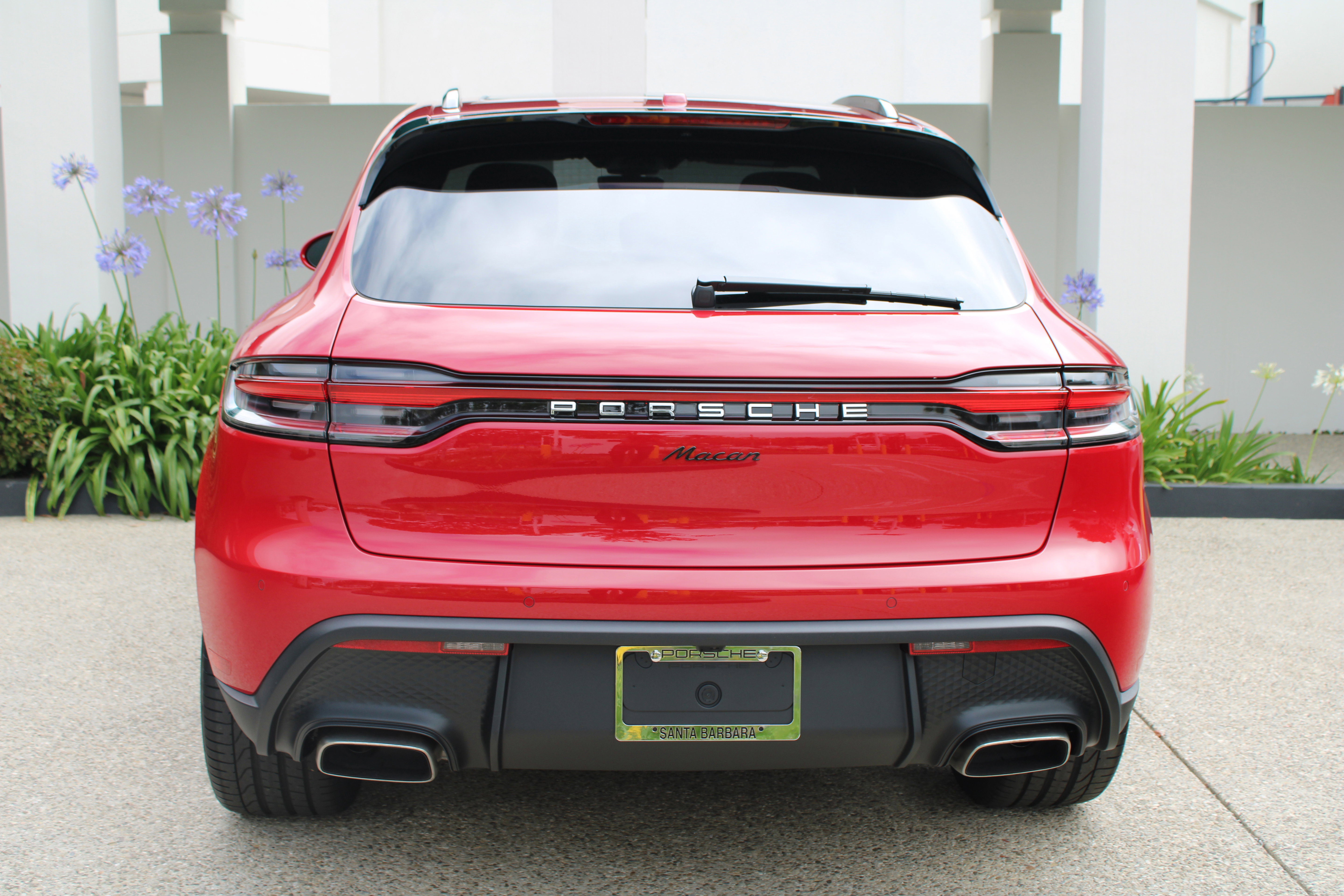 New 2025 Porsche Macan image 6