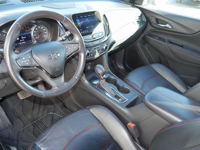 Used 2022 Chevrolet Equinox RS w/ RS Leather Package image 16