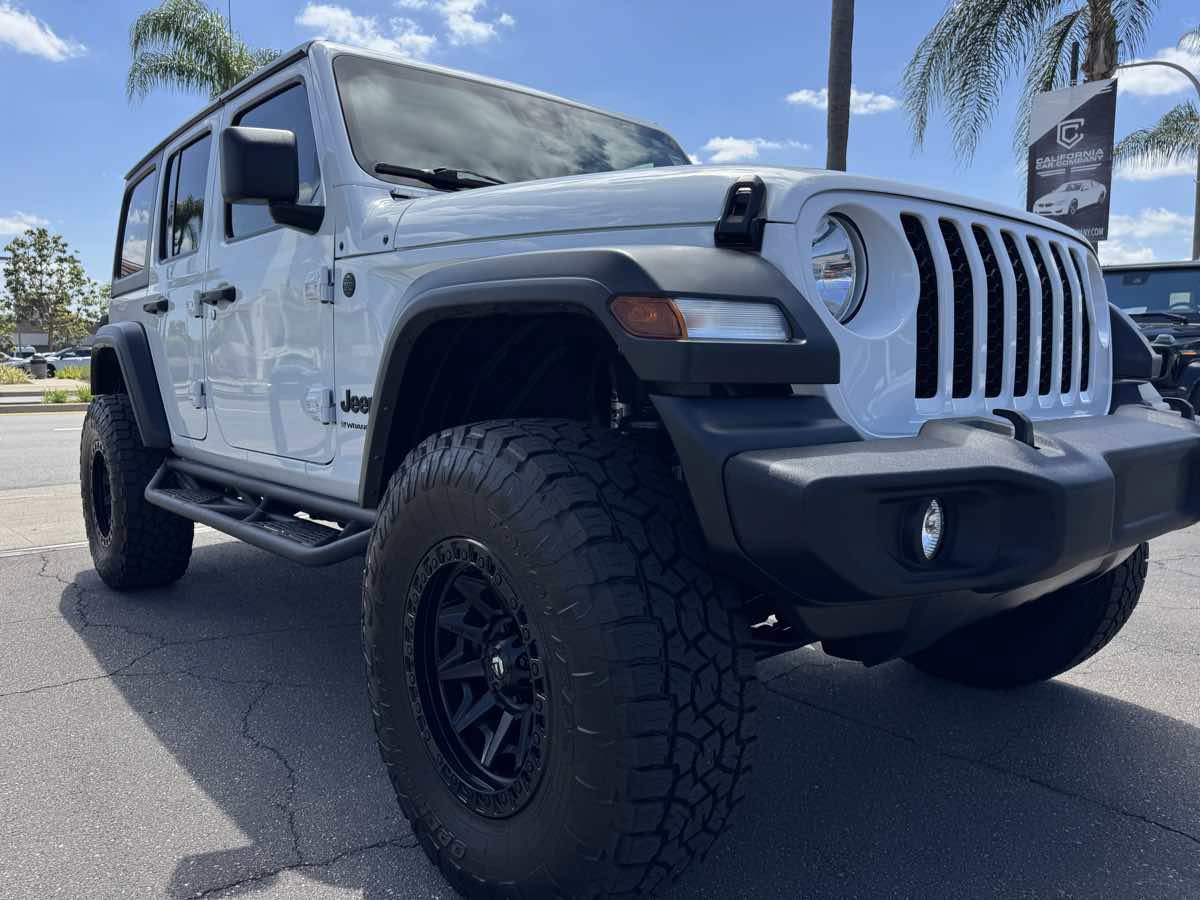 Used 2024 Jeep Wrangler Sport S AWD/4WD image 10