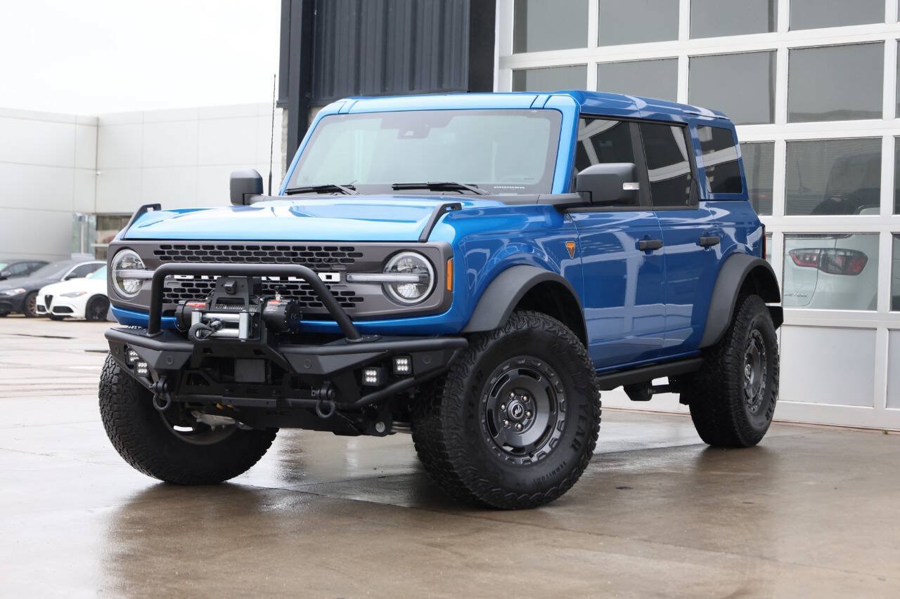 Used 2025 Ford Bronco Badlands AWD/4WD image 3