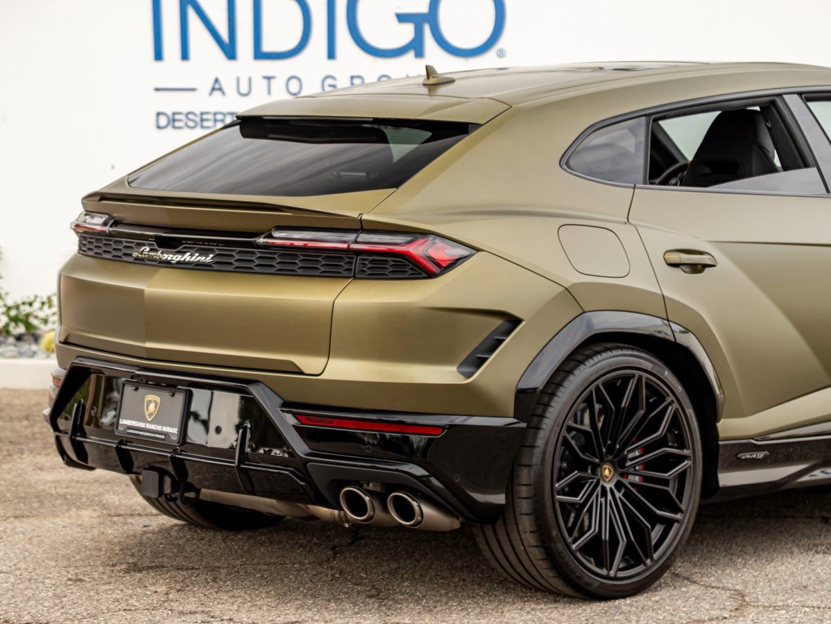 Used 2025 Lamborghini Urus SE image 7