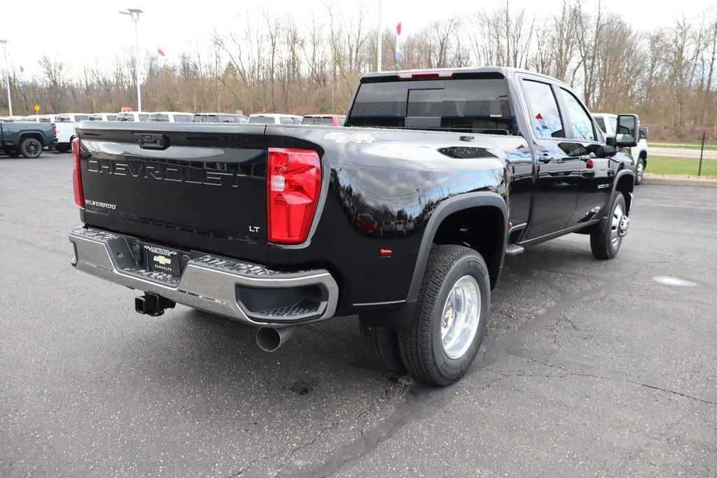 New 2026 Chevrolet Silverado 3500 LT image 22
