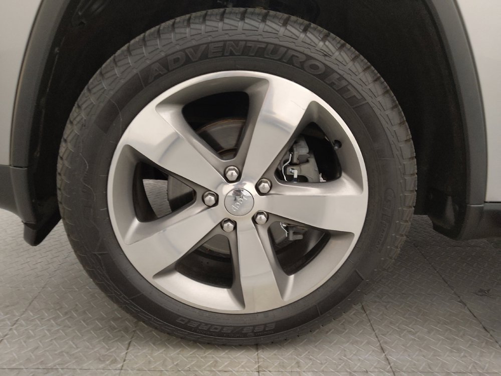 Used 2014 Jeep Grand Cherokee Limited image 31