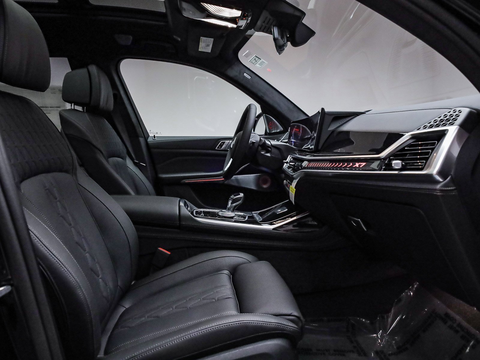 New 2026 BMW ALPINA XB7 image 18