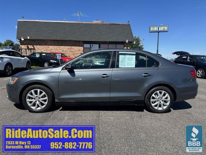 Used 2011 Volkswagen Jetta SE FWD image 8