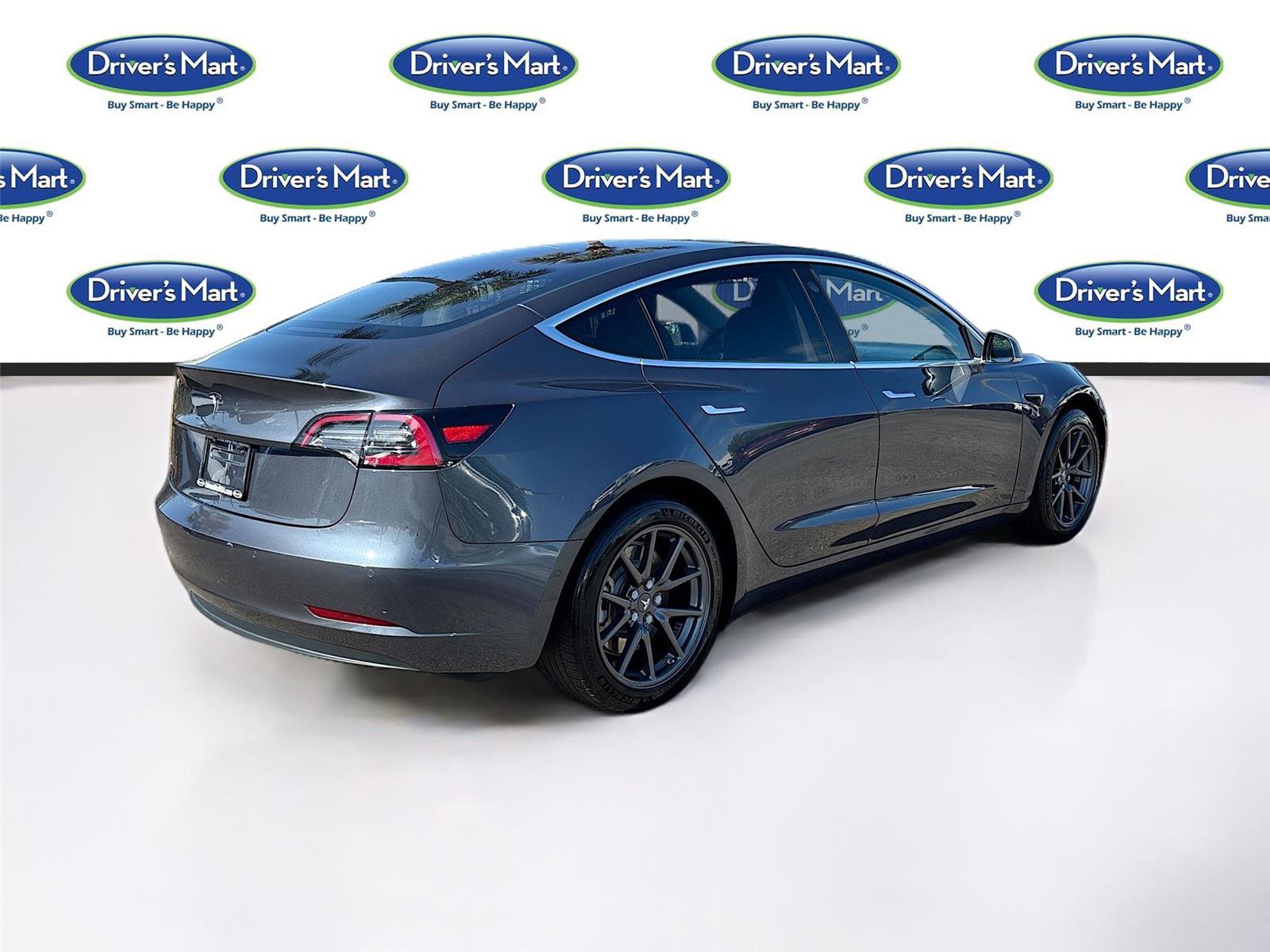 Used 2018 Tesla Model 3 Long Range RWD image 7