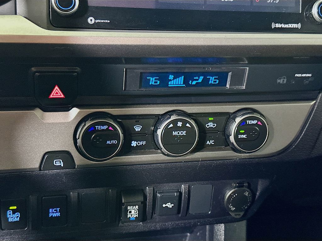 Used 2022 Toyota Tacoma SR5 image 26