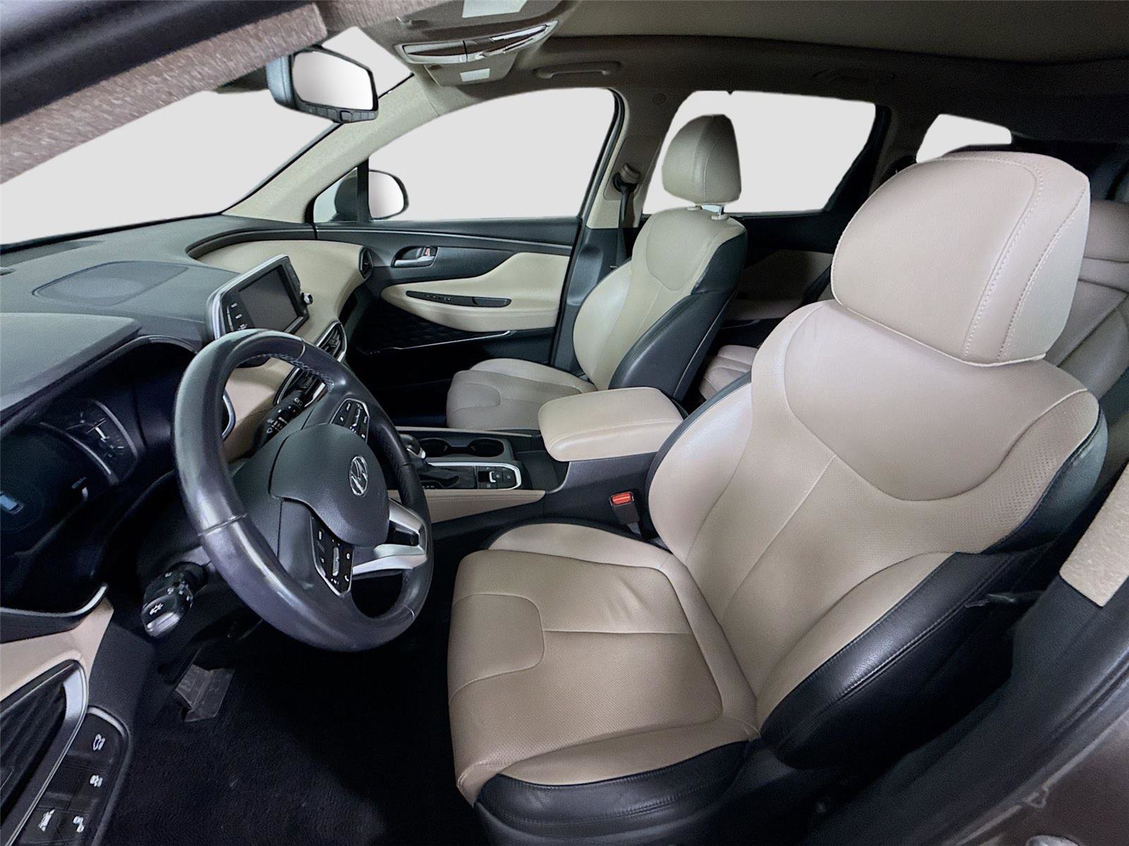 Used 2019 Hyundai Santa Fe Limited image 15