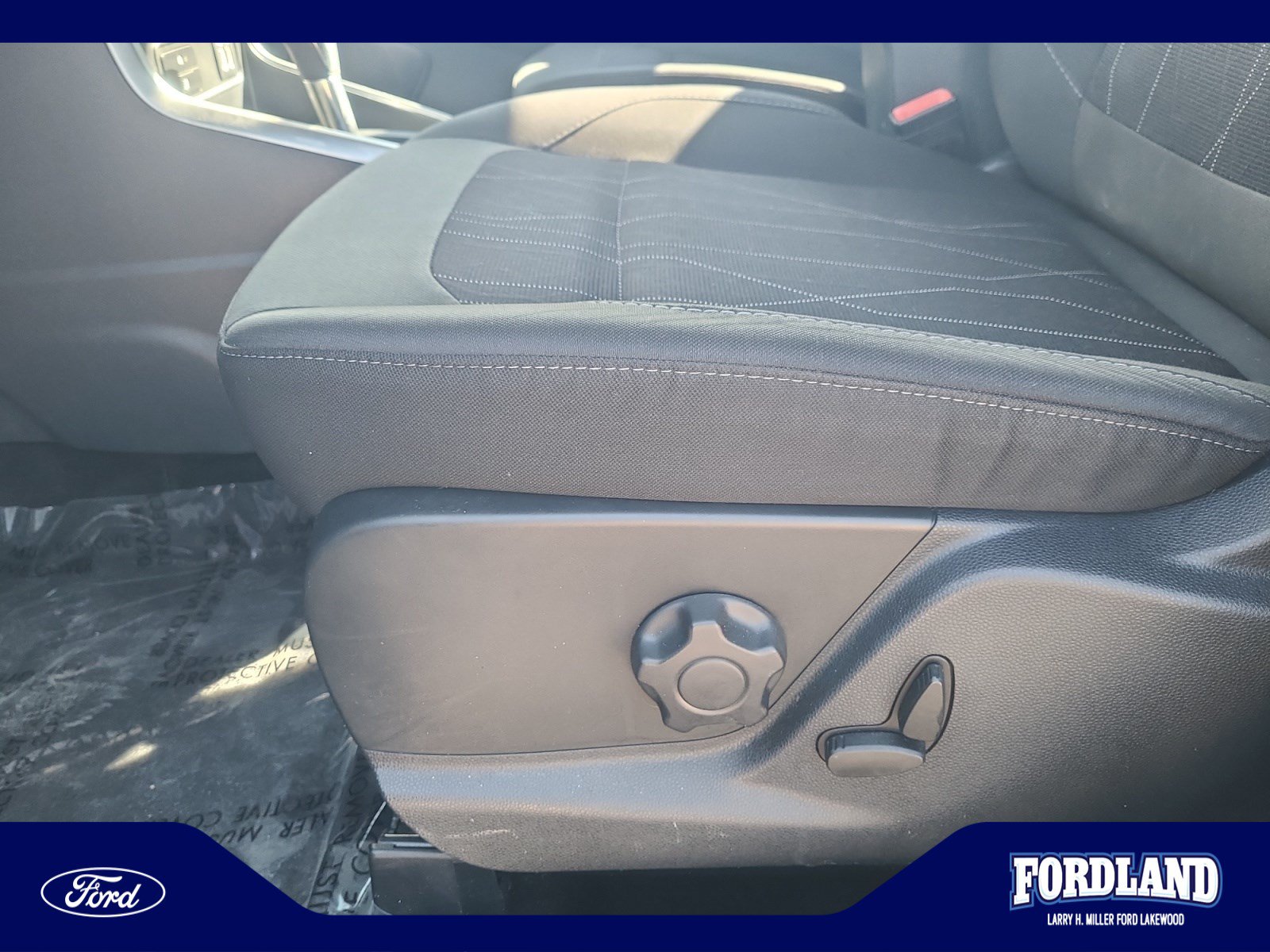 Used 2018 Ford EcoSport SE AWD/4WD image 14