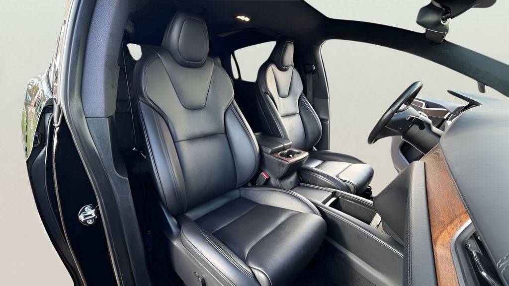 Used 2020 Tesla Model X Long Range image 87