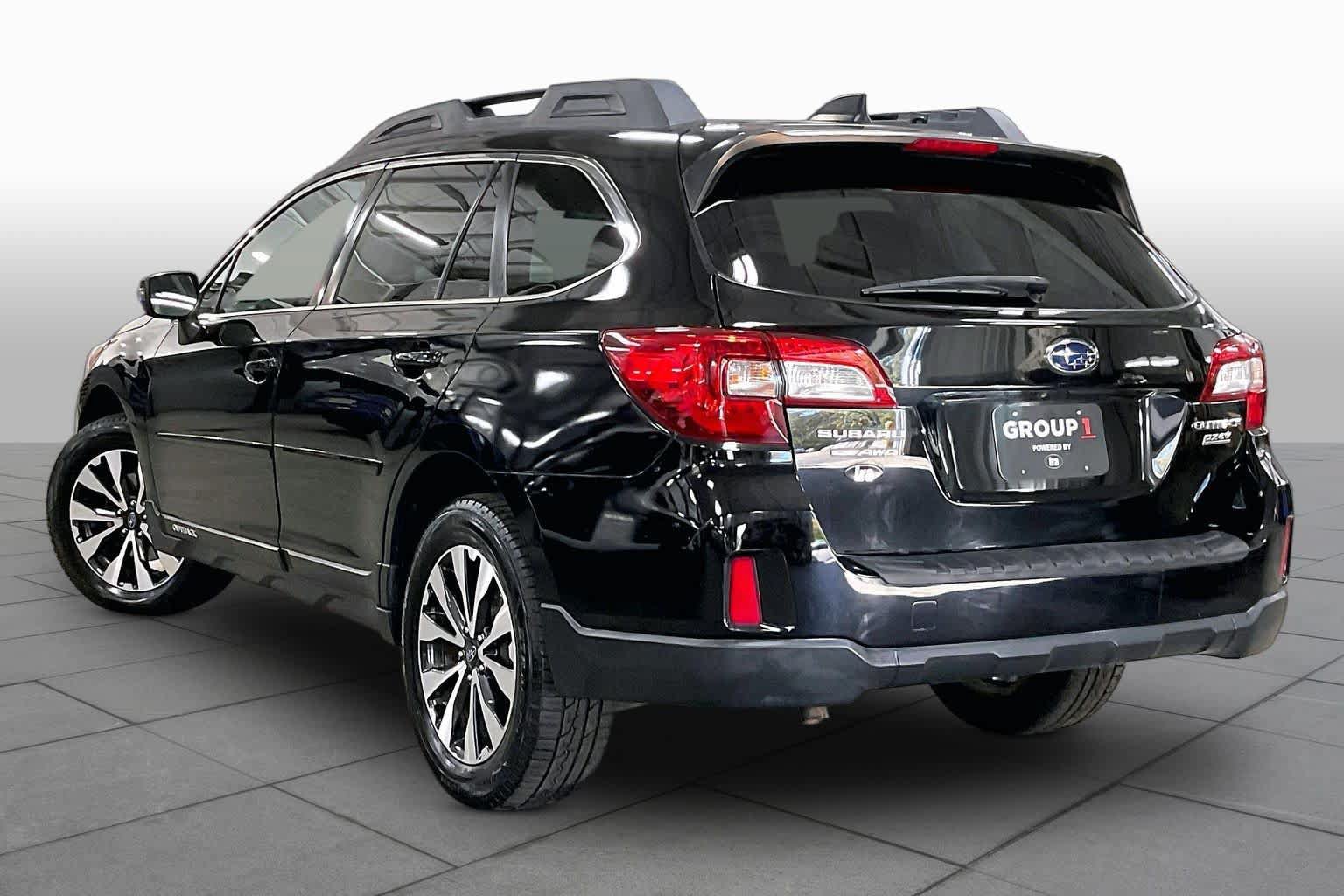 Used 2016 Subaru Outback 2.5i Limited AWD/4WD image 12