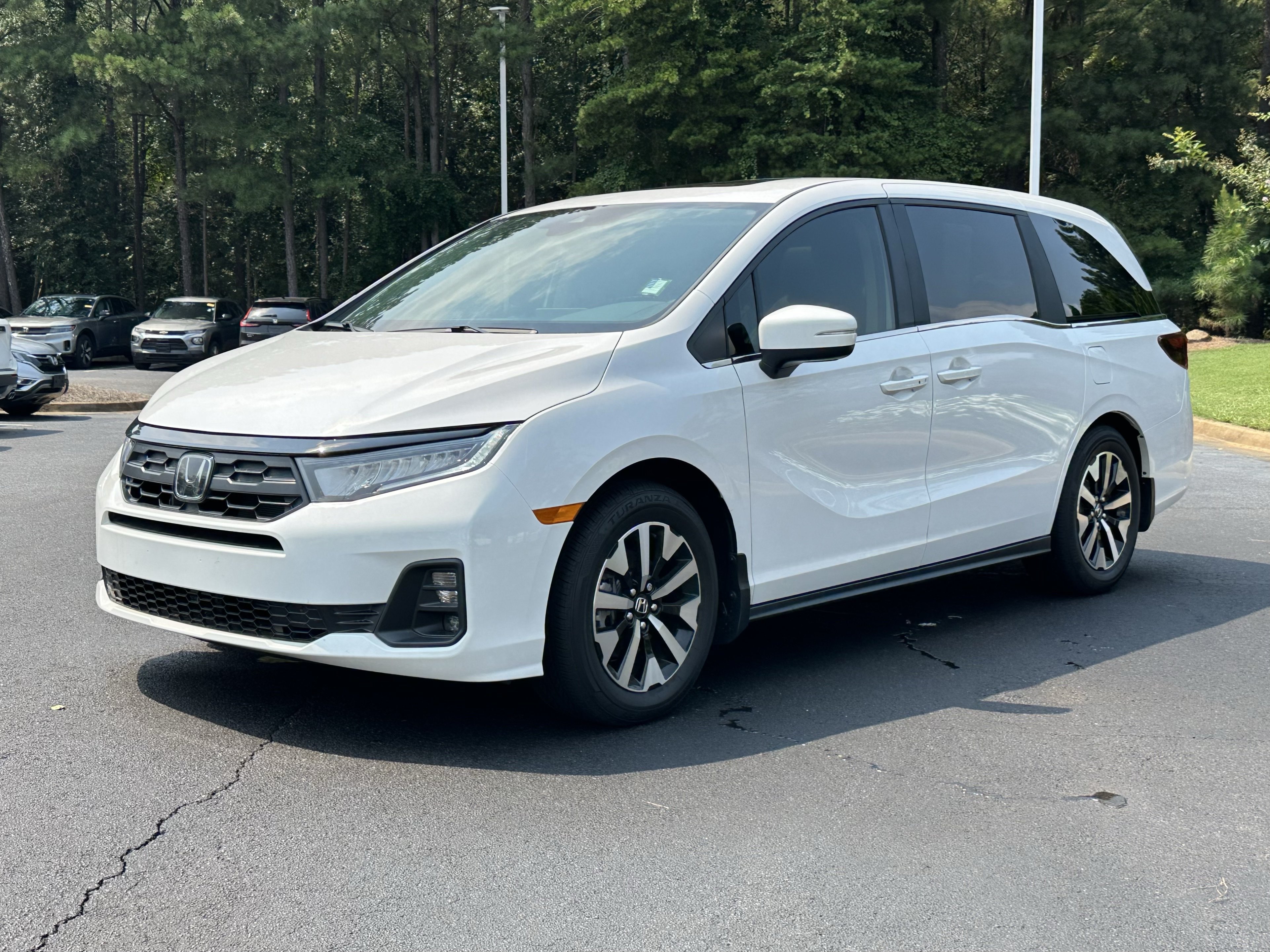 Used 2026 Honda Odyssey EX-L image 5