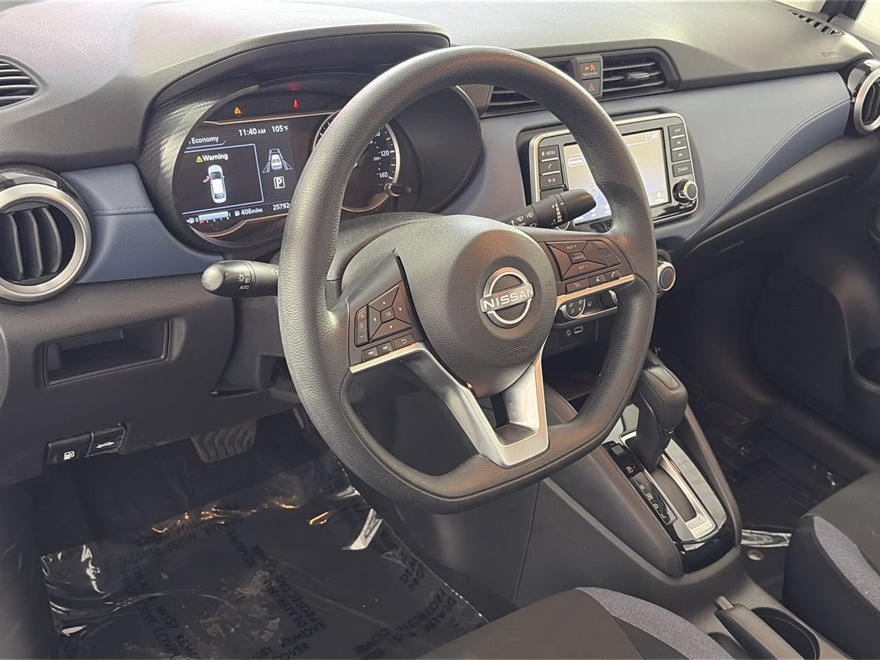 Used 2025 Nissan Versa SV FWD image 11