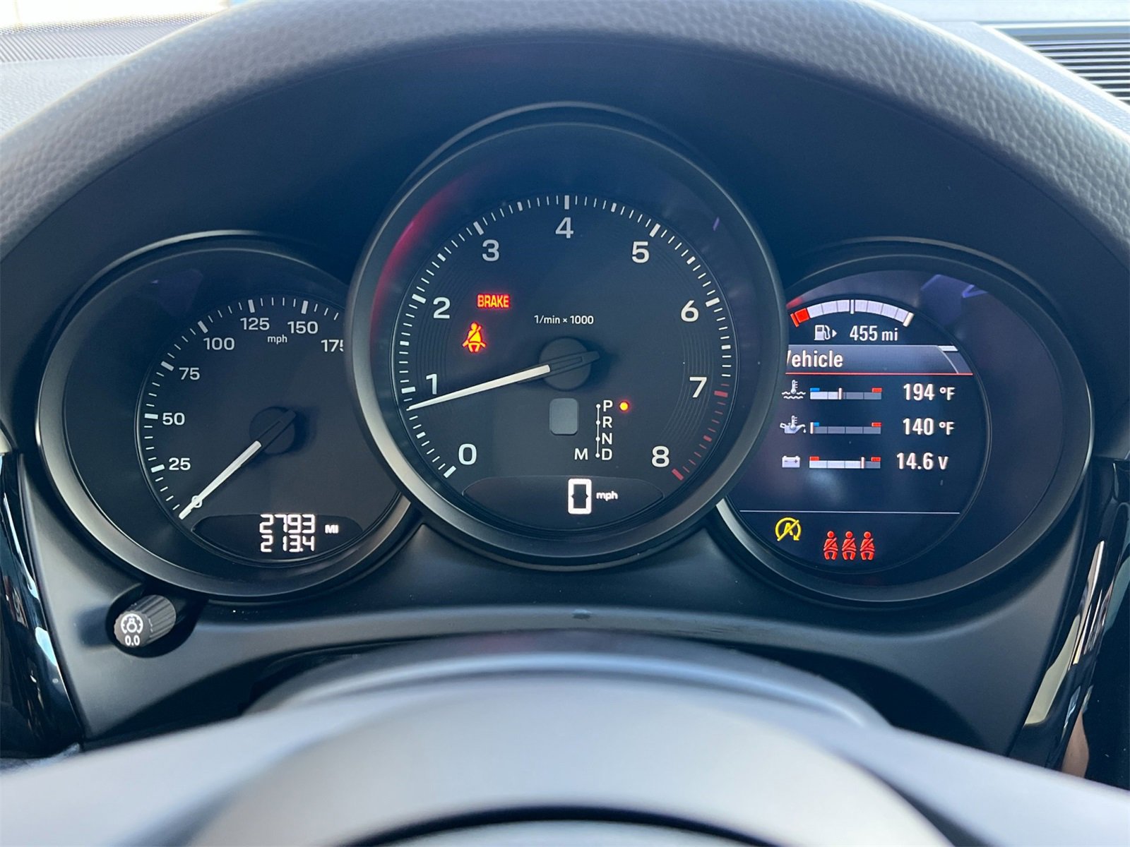 Used 2025 Porsche Macan image 30