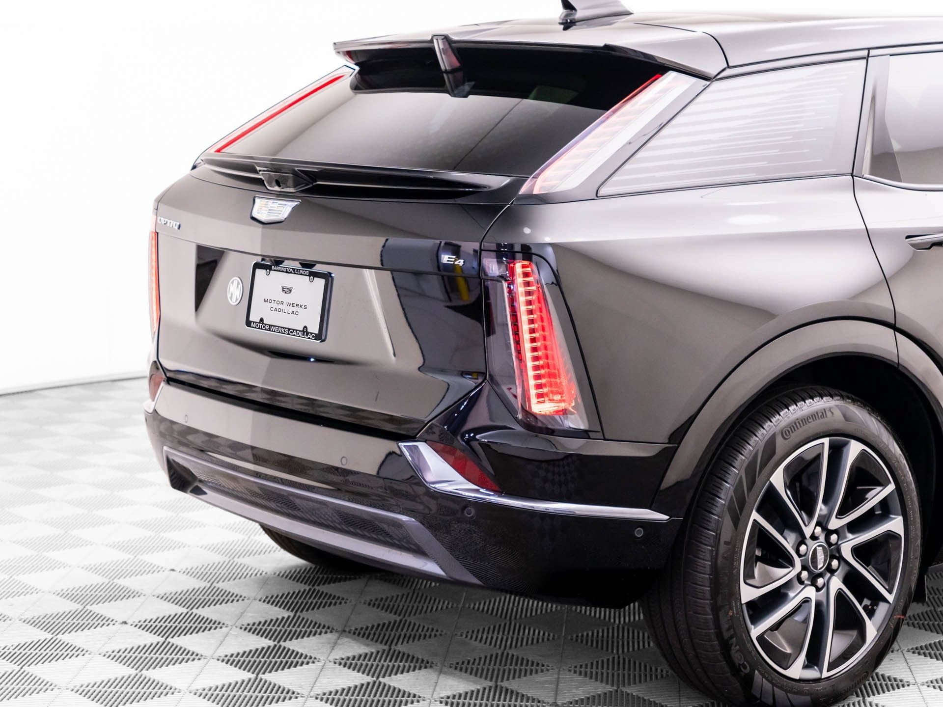 New 2027 Cadillac Optiq Sport w/ LPO, Floor Liner Package AWD/4WD image 35