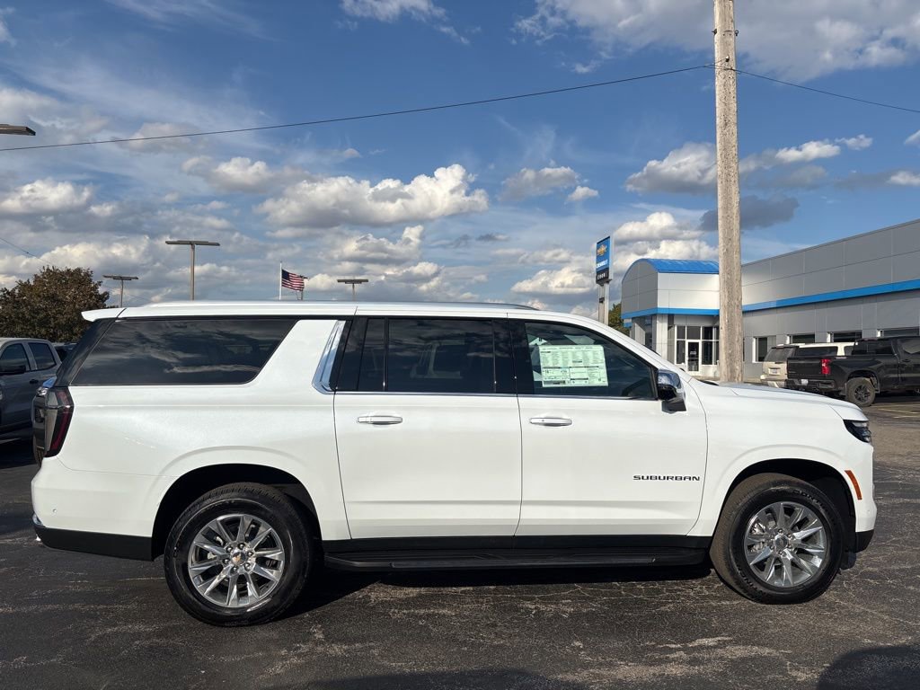 New 2026 Chevrolet Suburban Premier image 4