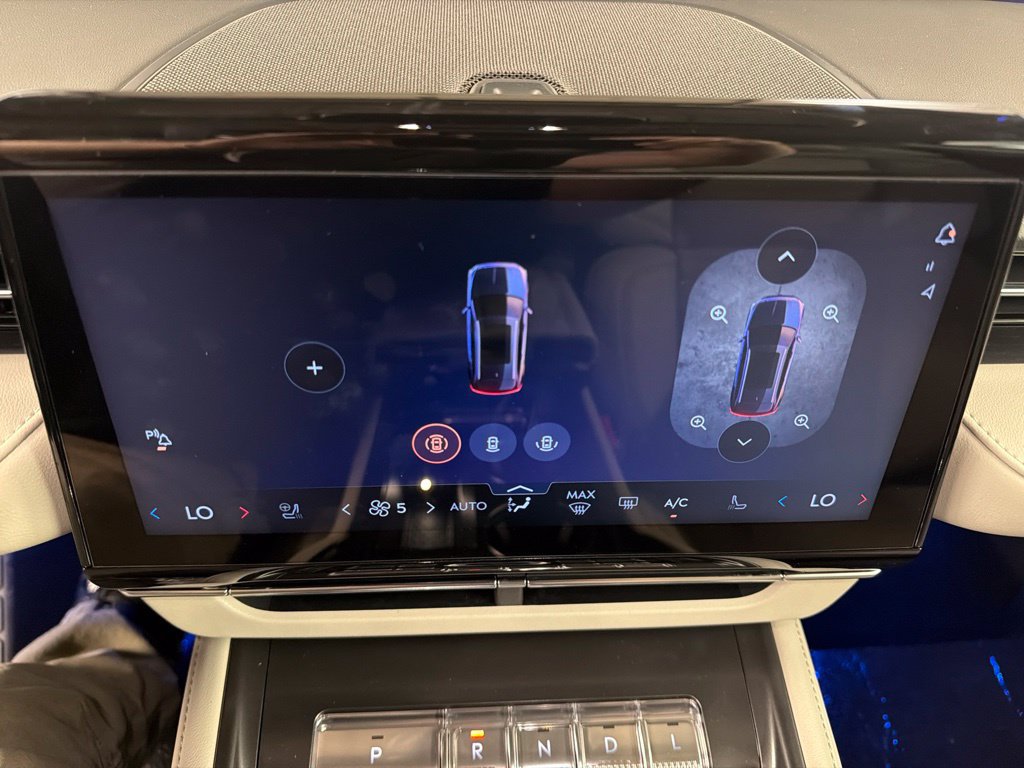 New 2026 Lincoln Nautilus Reserve AWD/4WD image 14