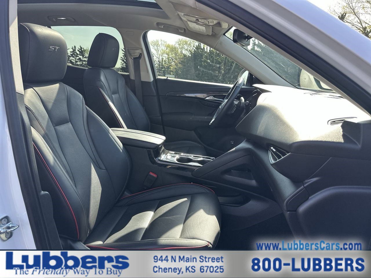 Used 2023 Buick Envision Essence w/ Sport Touring Package image 23