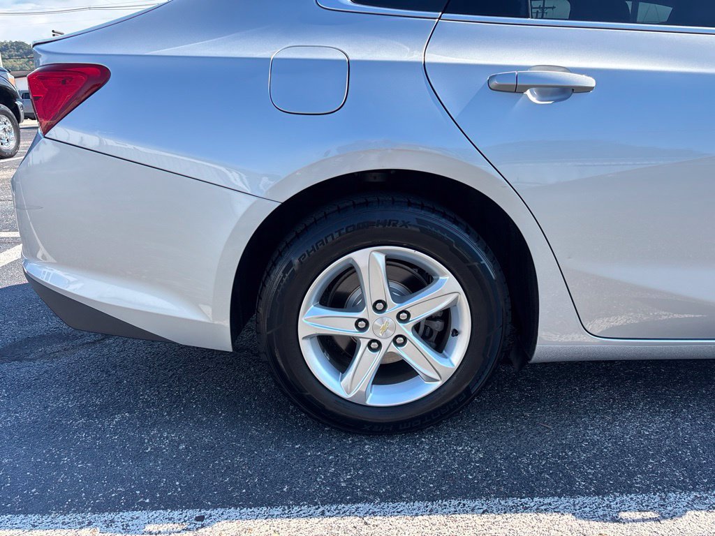 Used 2020 Chevrolet Malibu LS FWD image 10