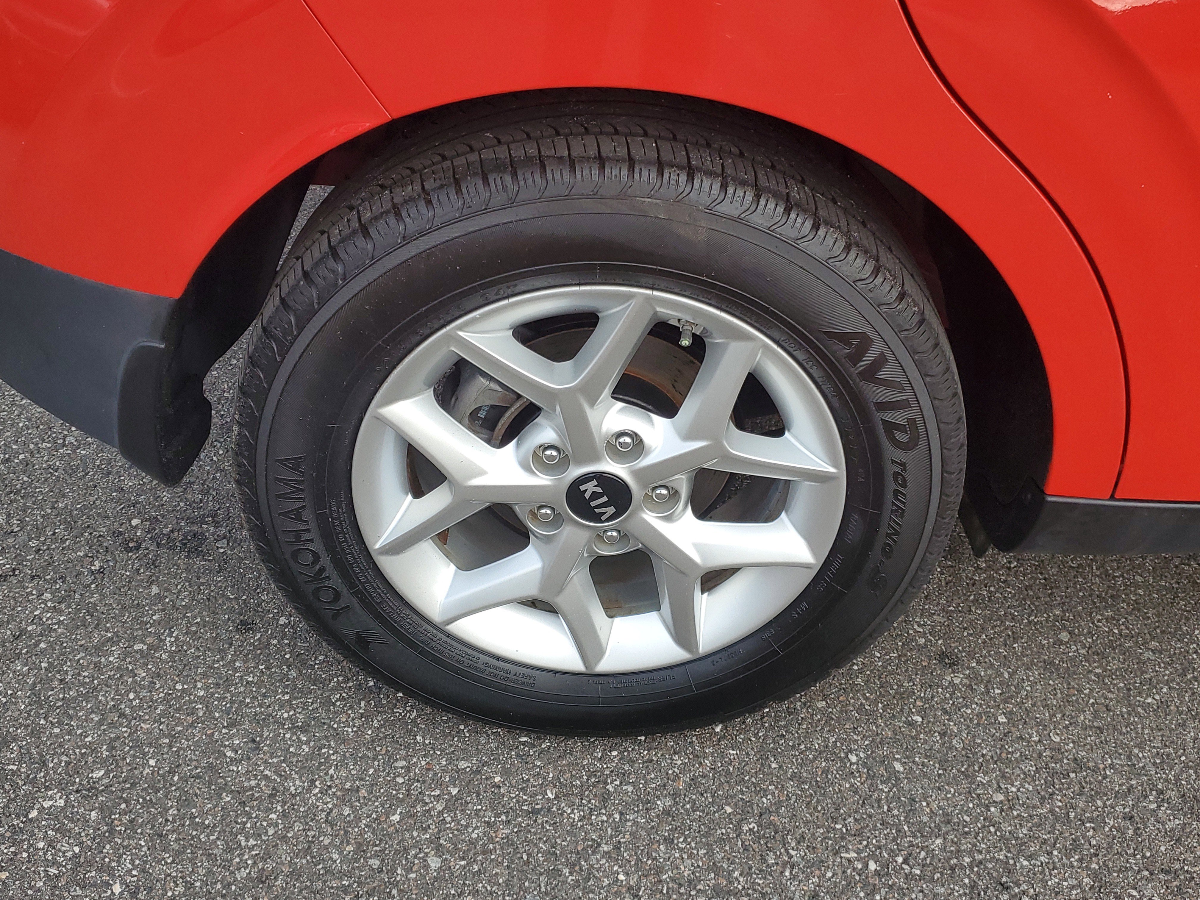 Certified 2021 Kia Soul S image 40