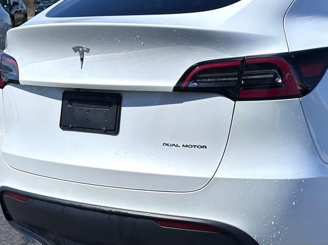 Used 2023 Tesla Model Y Long Range image 8