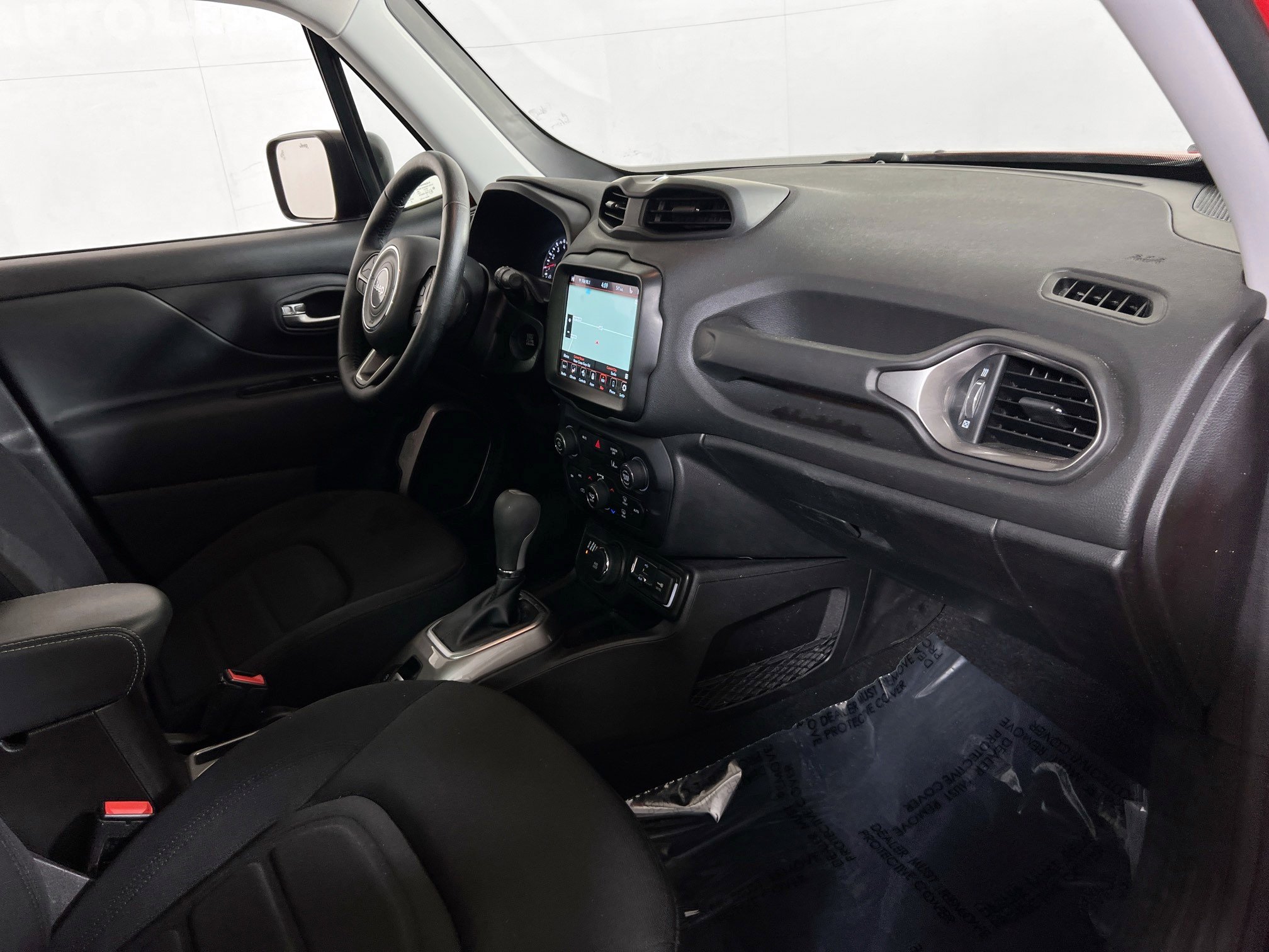 Used 2022 Jeep Renegade Latitude w/ Sun/Sound Group image 29