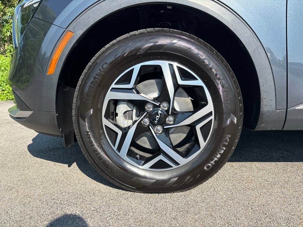 Certified 2023 Kia Sportage LX AWD/4WD image 11