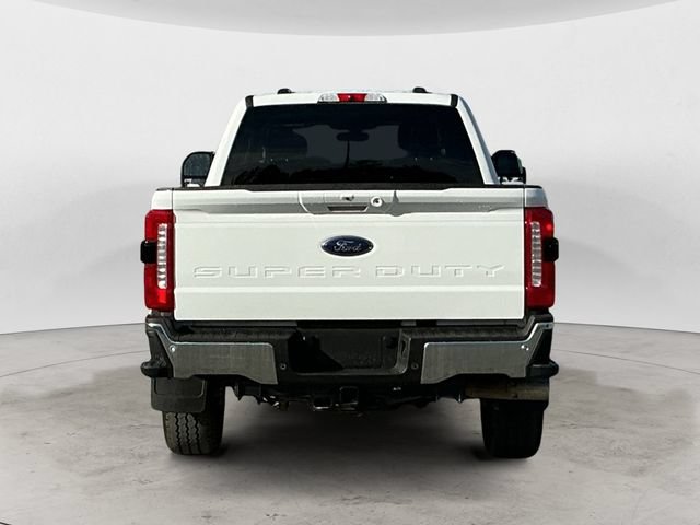 Used 2025 Ford F350 Lariat w/ FX4 Off-Road Package AWD/4WD image 4