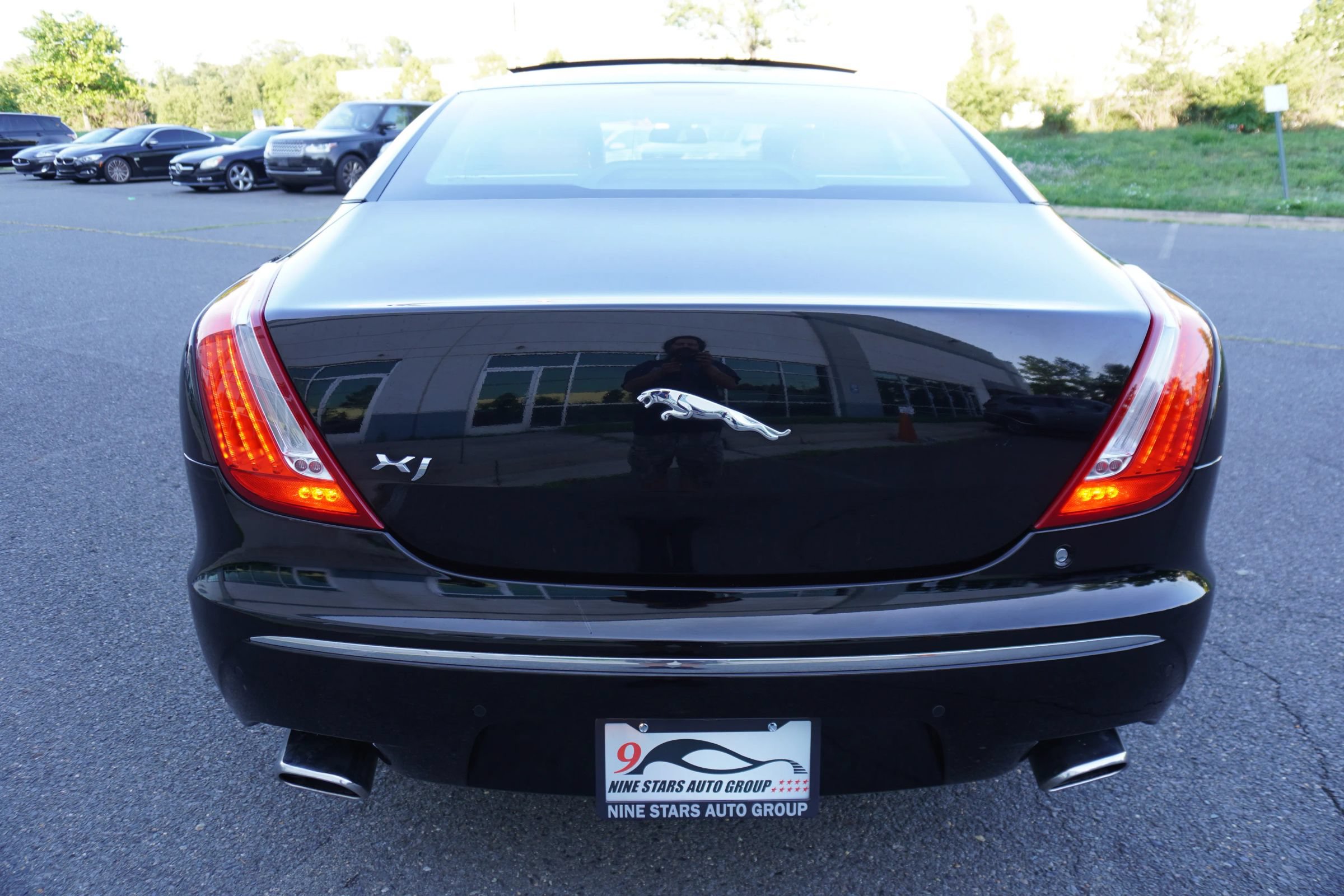 Used 2012 Jaguar XJ Supercharged RWD image 6