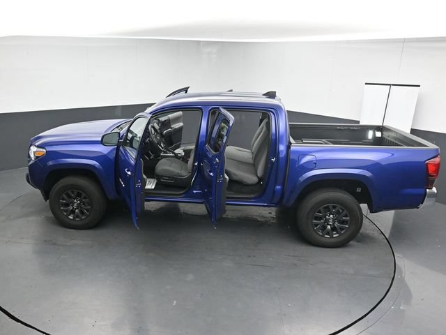 Used 2023 Toyota Tacoma SR5 AWD/4WD image 40