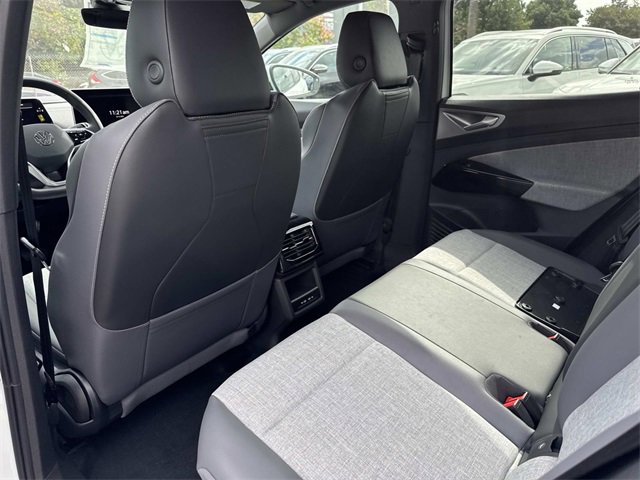 New 2025 Volkswagen ID.4 Pro image 11