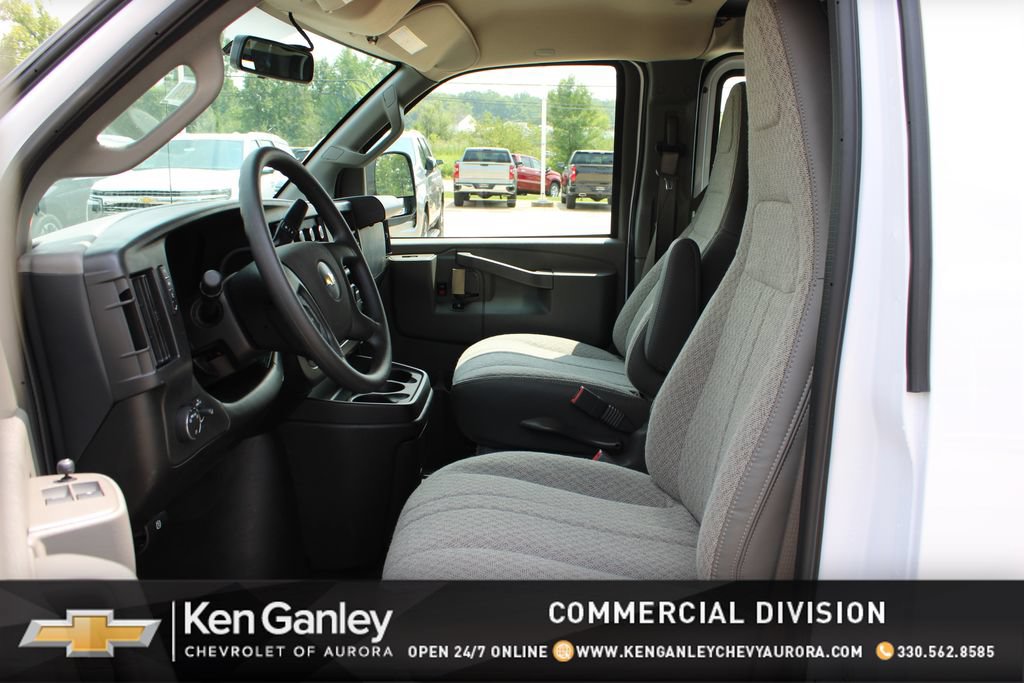 New 2026 Chevrolet Express 3500 Extended w/ Driver Convenience Package RWD image 7
