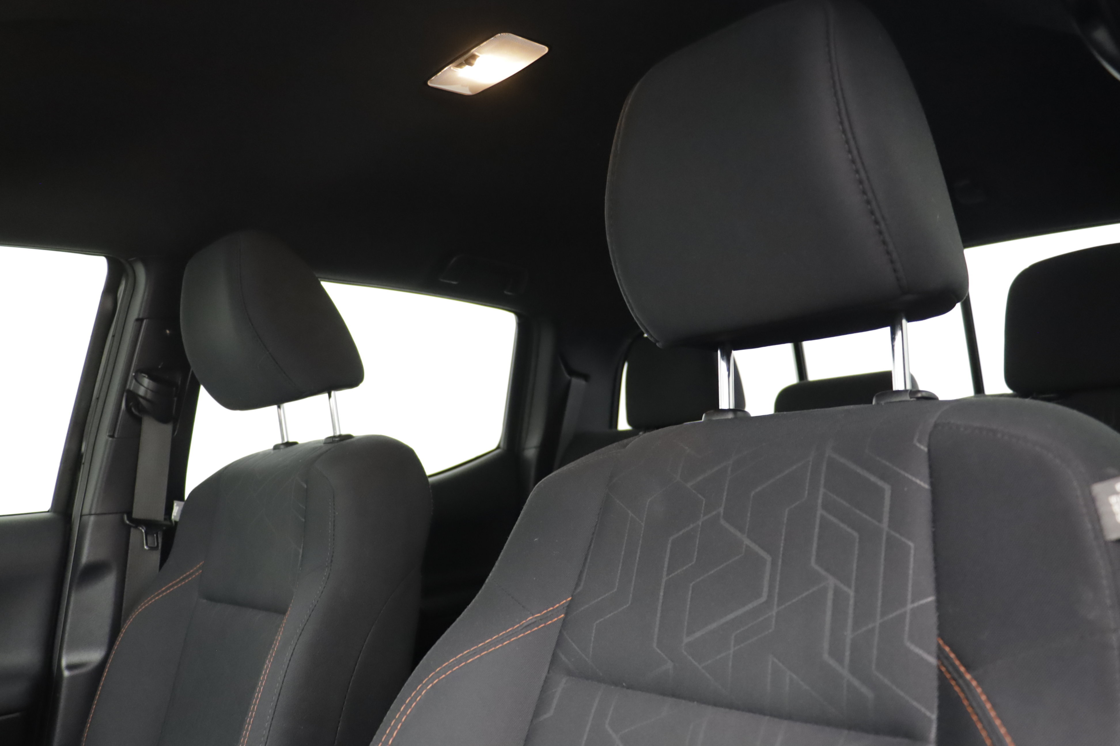 Used 2017 Toyota Tacoma TRD Sport w/ Tow Package (A/T) AWD/4WD image 13