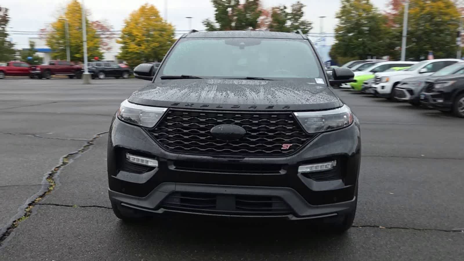 Used 2020 Ford Explorer ST w/ Premium Technology Package AWD/4WD image 3