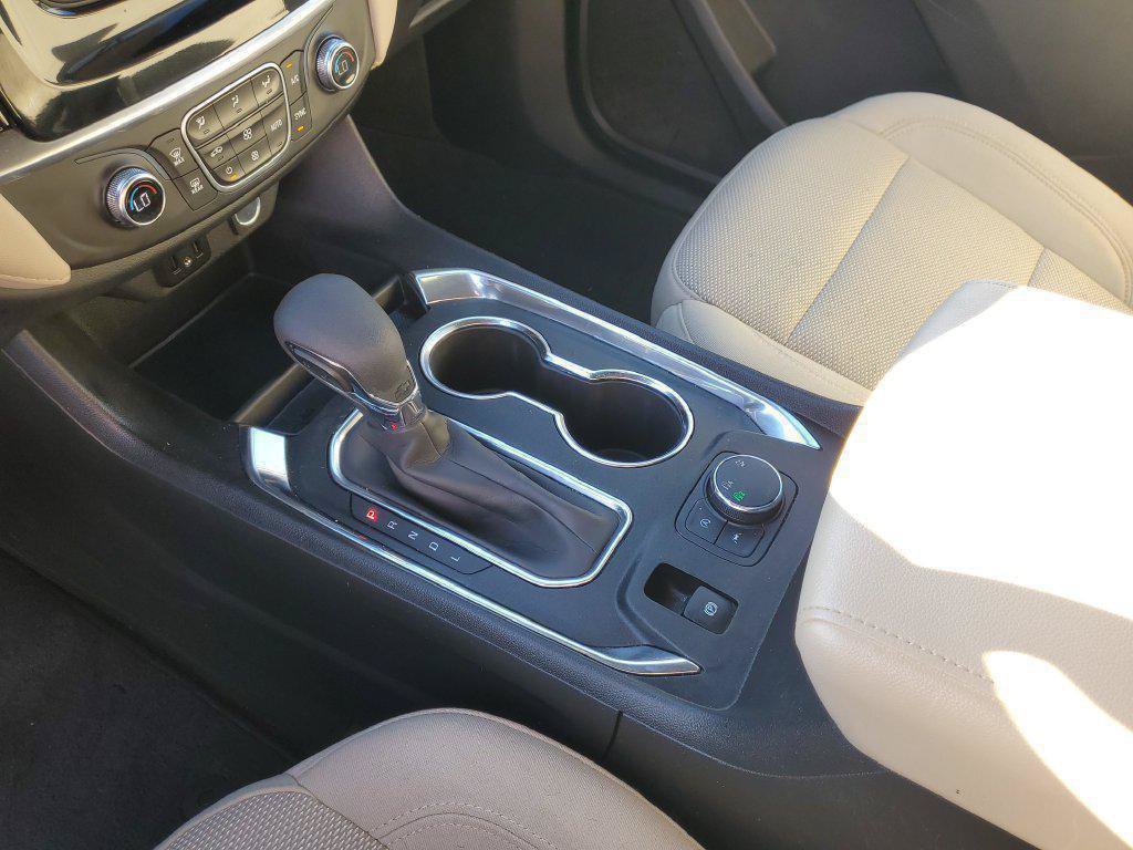 Used 2023 Chevrolet Traverse LS AWD/4WD image 18