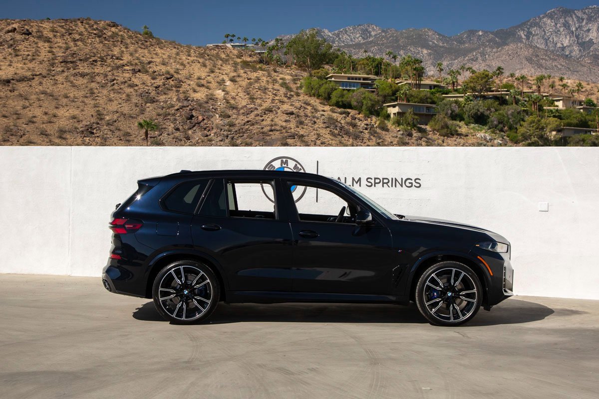 New 2026 BMW X5 M60i image 6