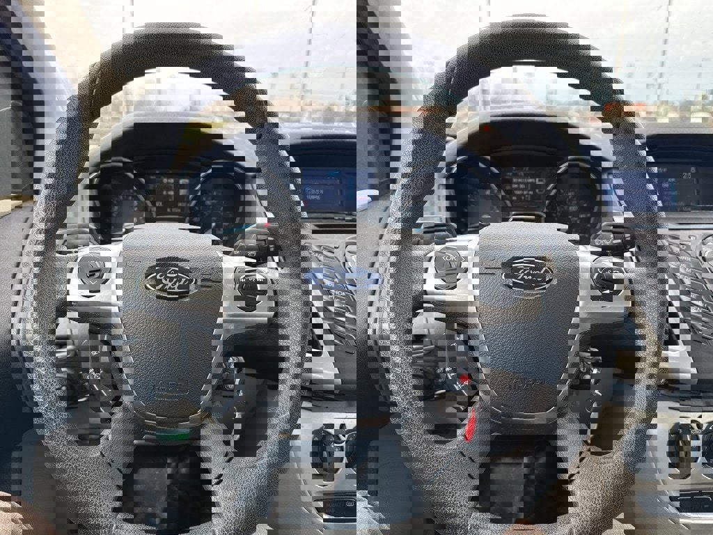 Used 2014 Ford Focus SE image 8