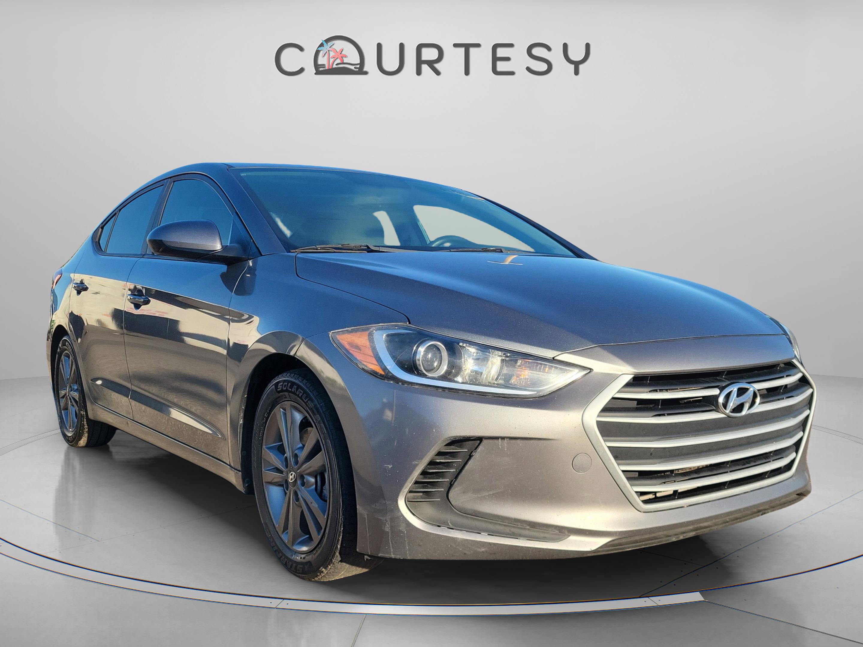 Used 2017 Hyundai Elantra SE image 5