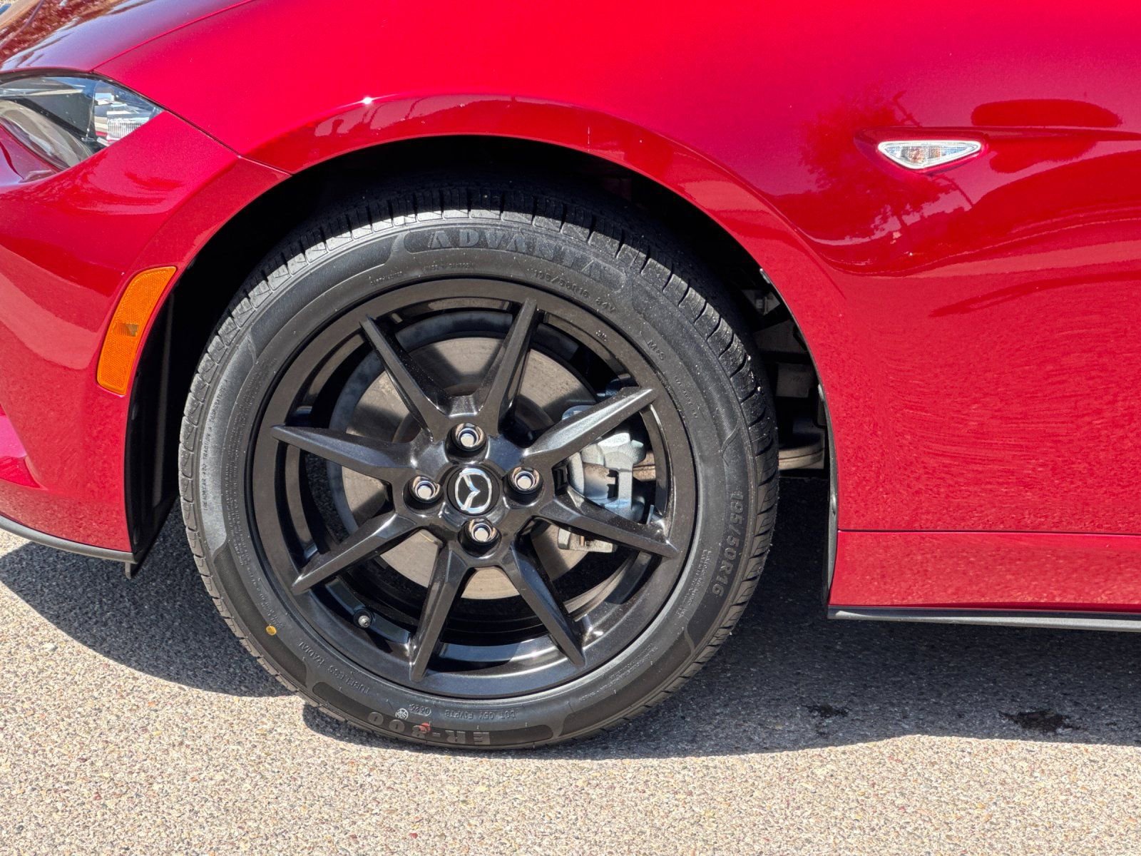 Used 2022 MAZDA MX-5 Miata Sport RWD image 29