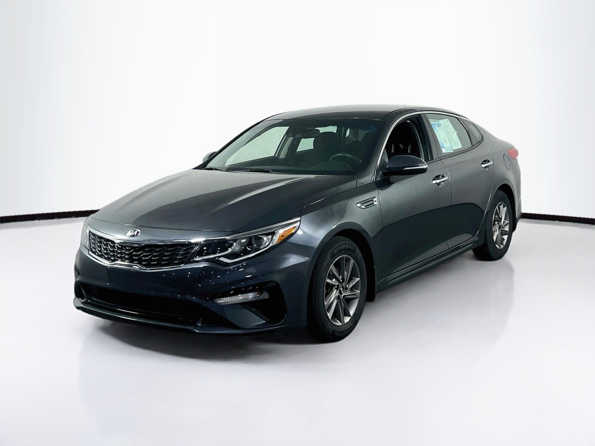 Used 2020 Kia Optima LX FWD image 1