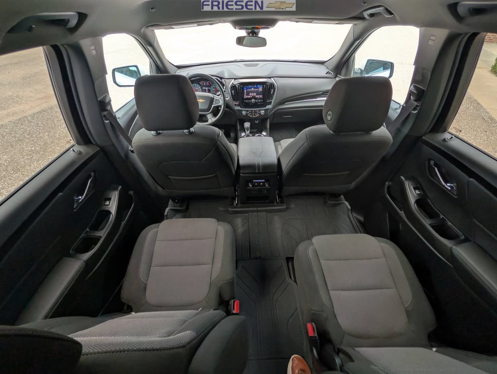 Used 2023 Chevrolet Traverse LT w/ LPO, Floor Liner Package AWD/4WD image 18