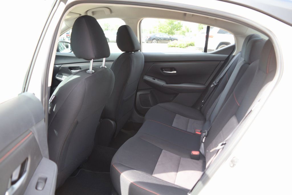 New 2025 Nissan Sentra SR image 8
