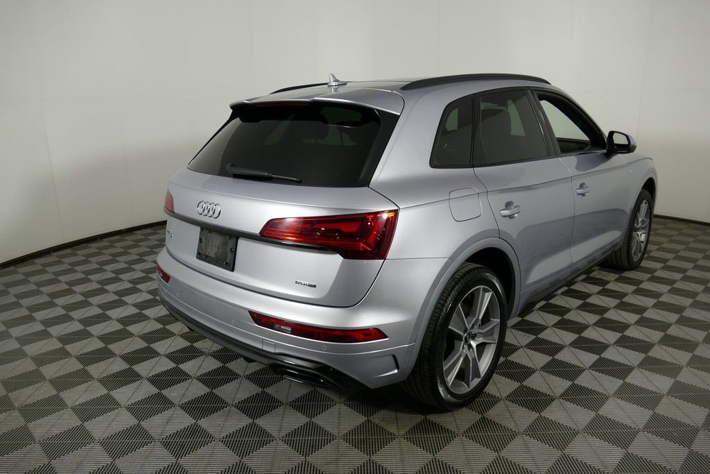 Used 2025 Audi Q5 2.0T Premium image 3