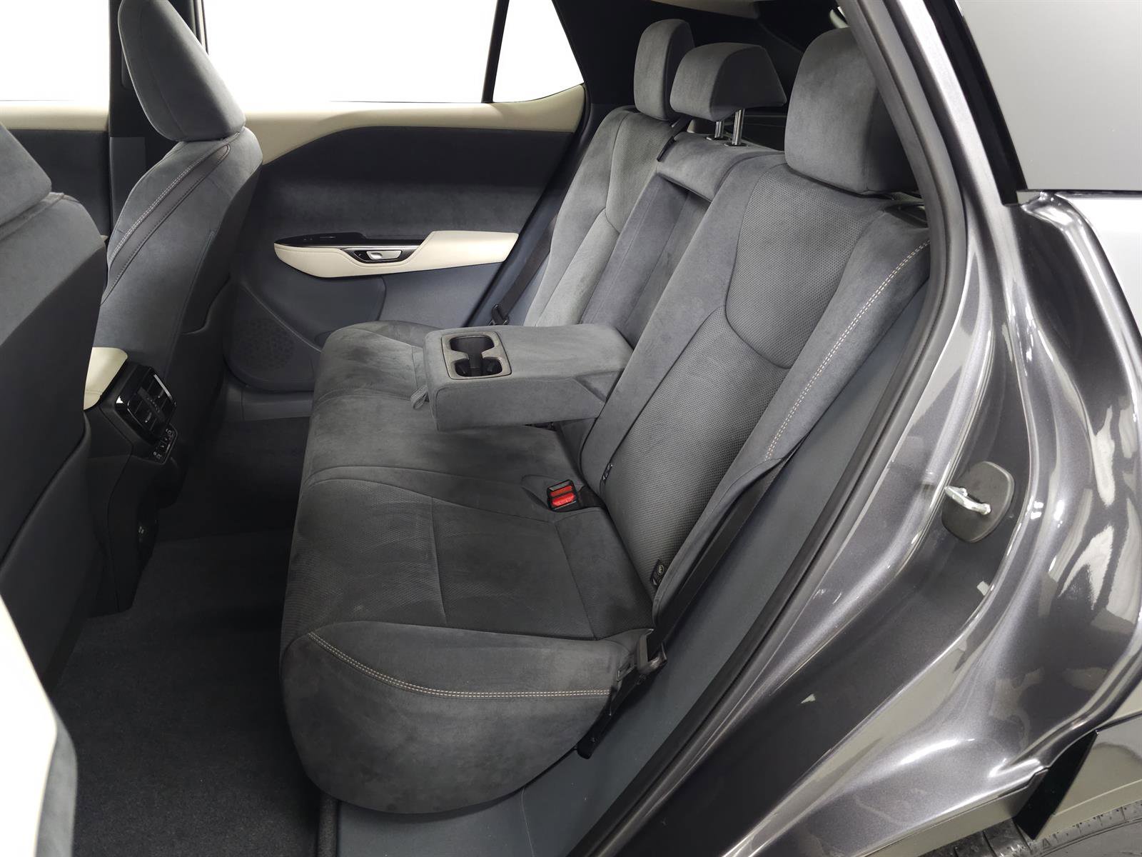 Certified 2023 Lexus RZ 450e Premium w/ Accessory Package (2T) image 32