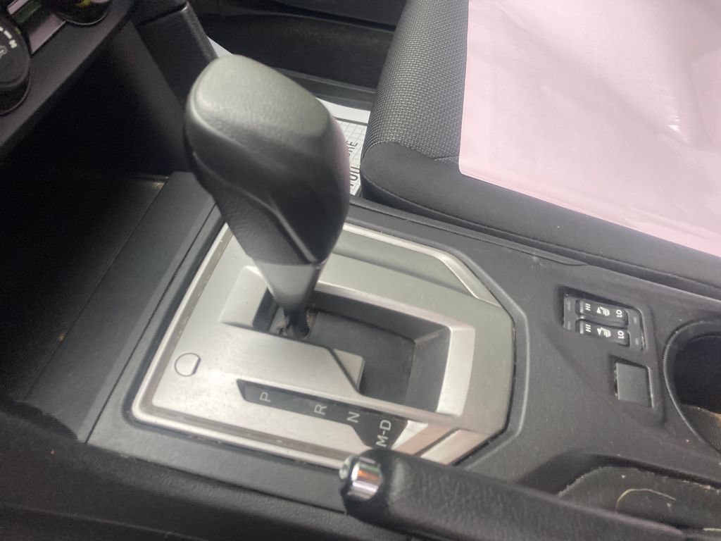 Used 2018 Subaru Impreza 2.0i Premium AWD/4WD image 32