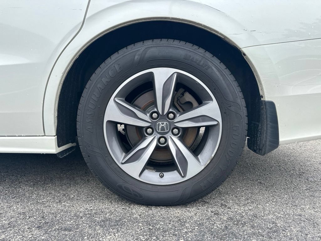 Used 2018 Honda Odyssey Touring image 8