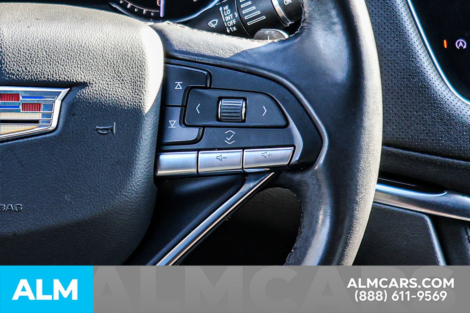 Used 2022 Cadillac XT6 Luxury image 29