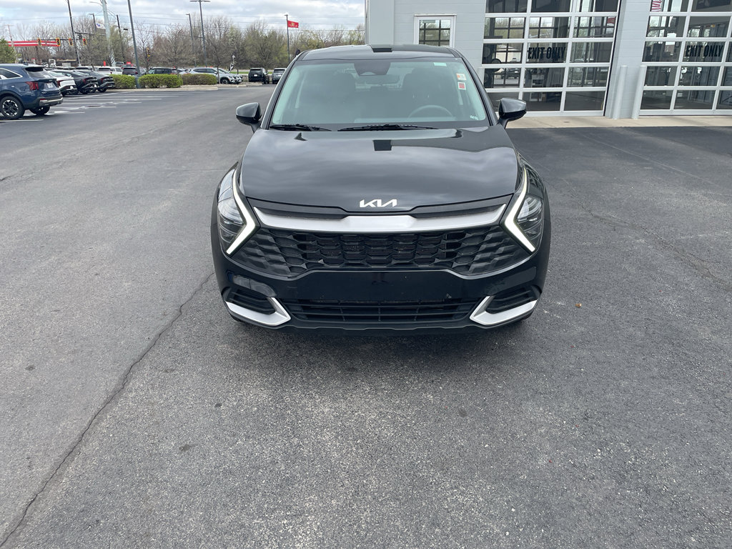Used 2024 Kia Sportage LX image 8