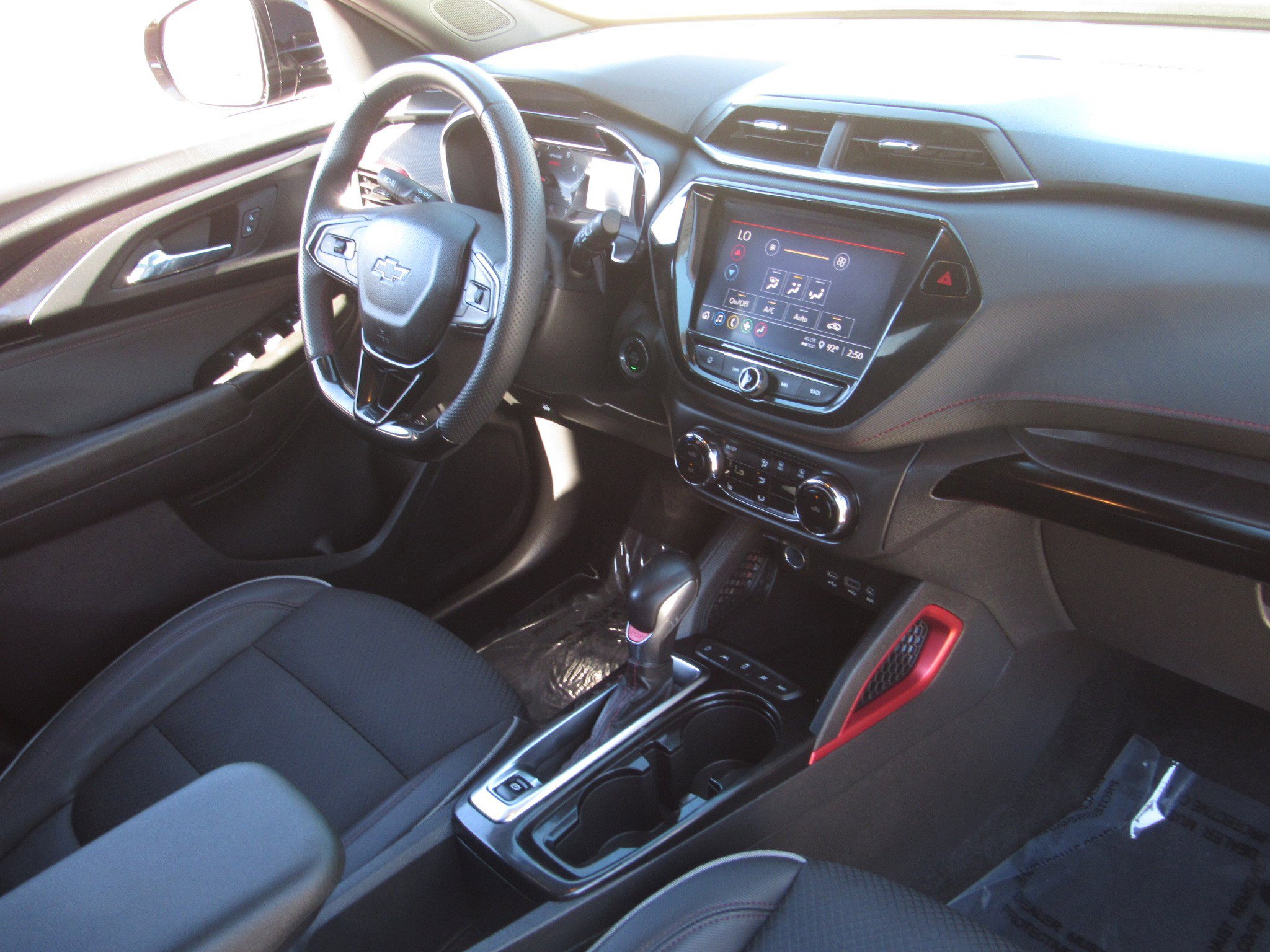 Used 2023 Chevrolet TrailBlazer RS w/ Sun and Liftgate Package image 10